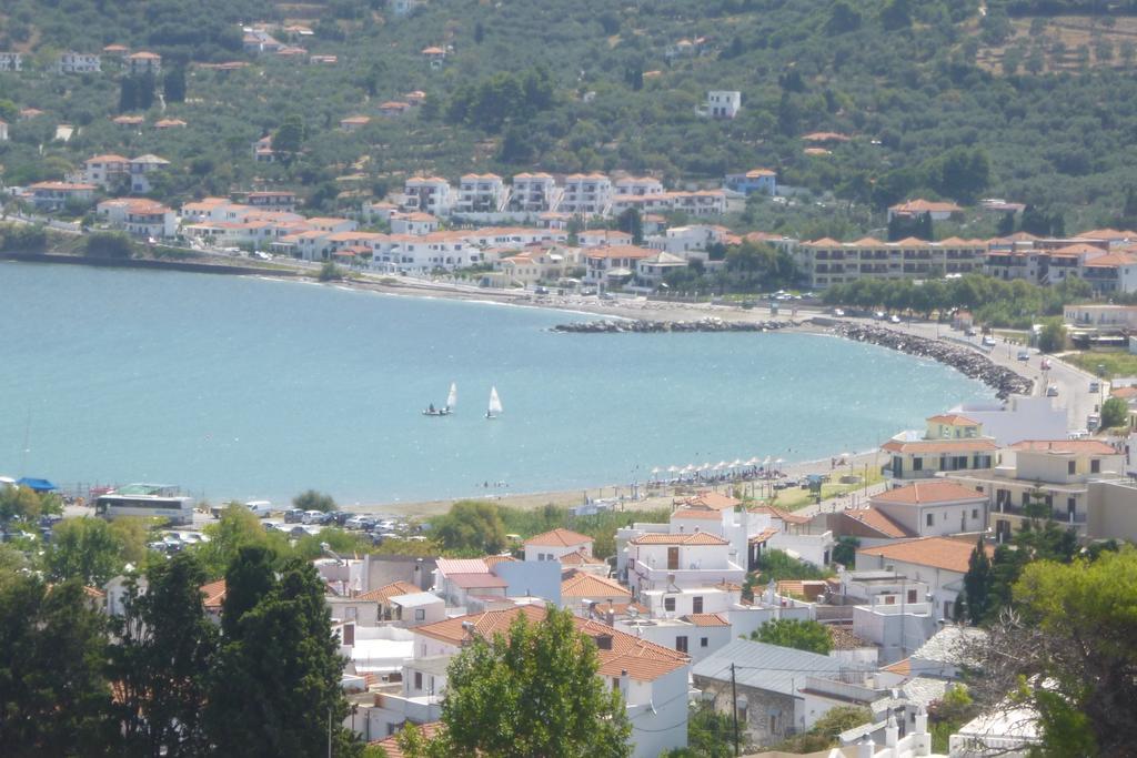 Denise Hotel Skopelos Buitenkant foto
